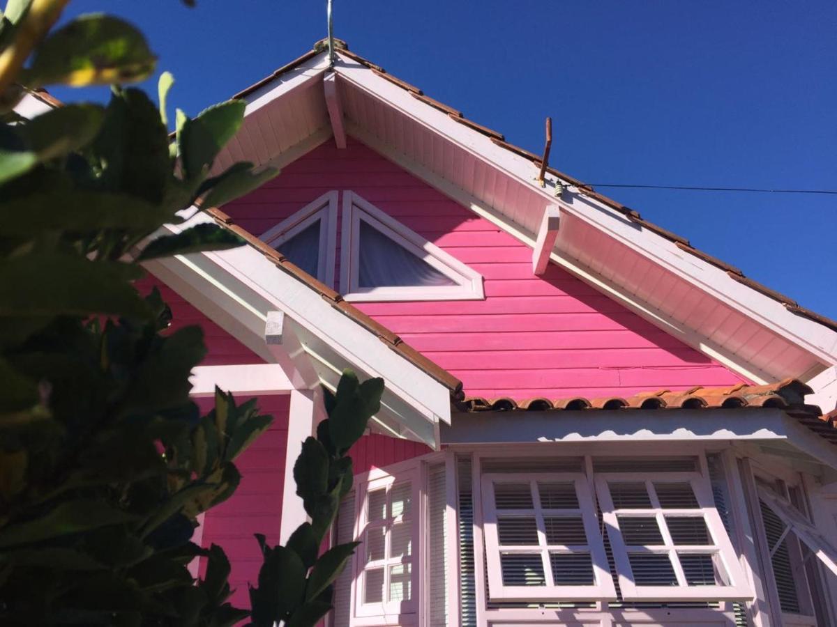 Casa de férias Chale Encantos Rosa House
